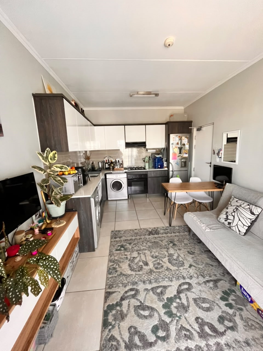 To Let 1 Bedroom Property for Rent in Sandown Estate Western Cape